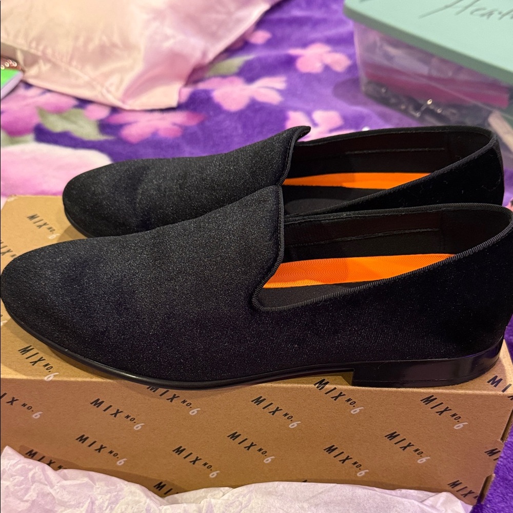 Mix No. 6 Women's Black Velvet Loafers